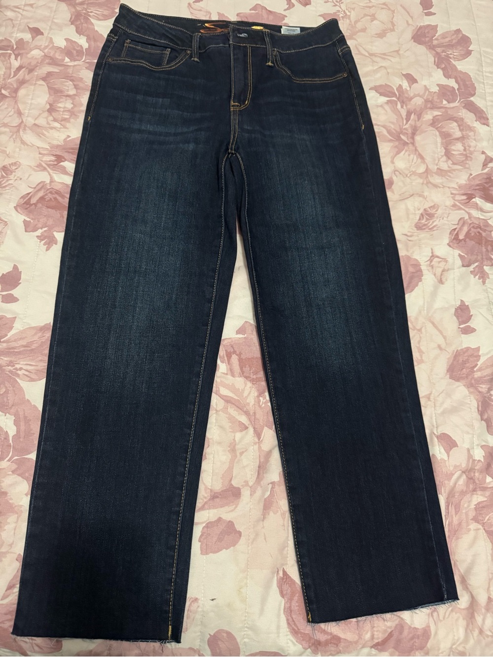 Seven7 Women's Dark Blue Straight Jeans size 6